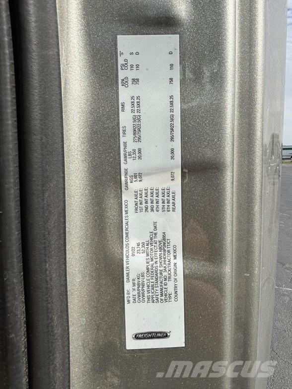 Freightliner CASCADIA 126 Влекачи