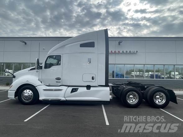 Kenworth T680 Влекачи