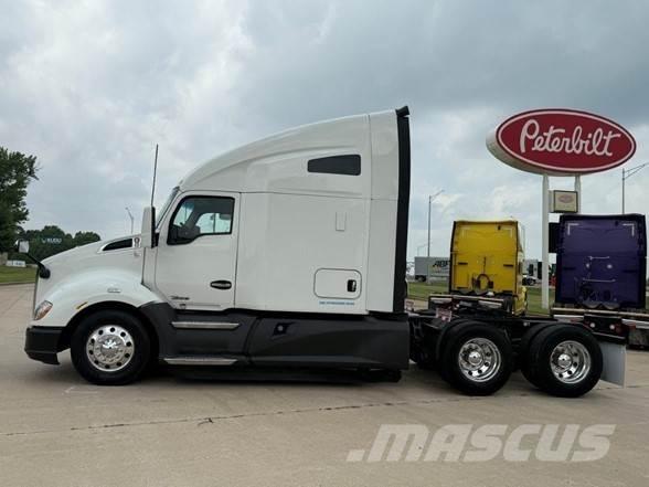 Kenworth T680 Влекачи