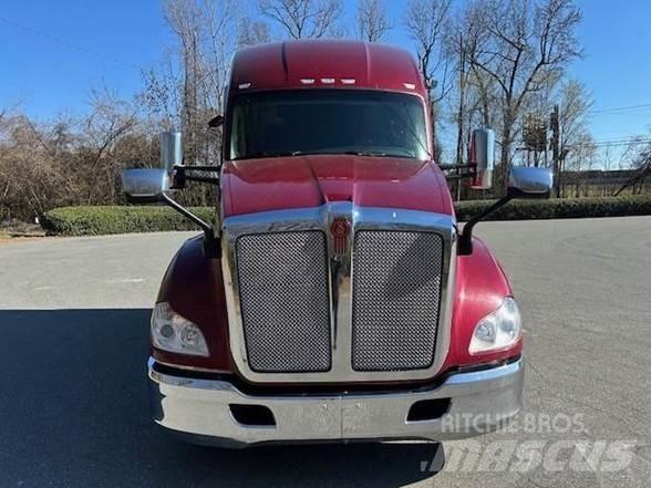 Kenworth T680 Влекачи