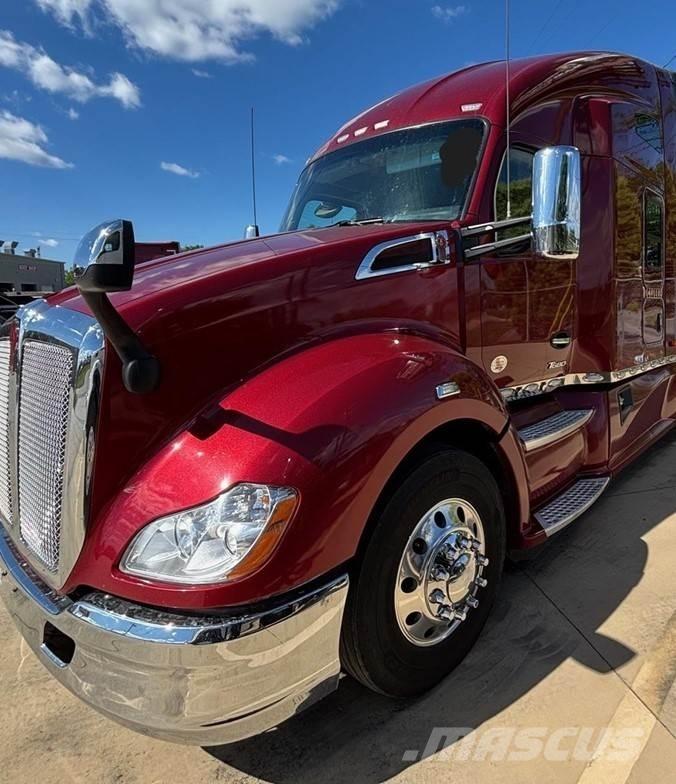 Kenworth T680 Влекачи