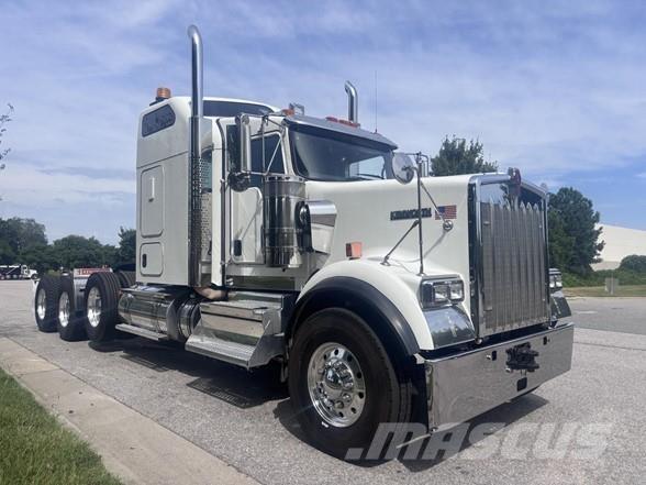 Kenworth W900B Влекачи