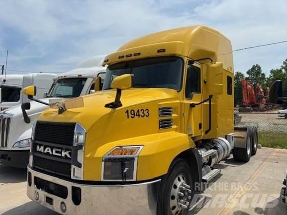 Mack ANTHEM 64T Влекачи