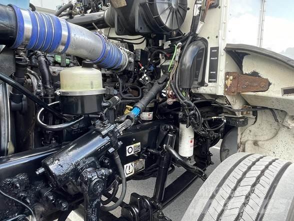 Peterbilt 337 Влекачи
