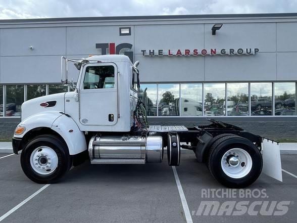 Peterbilt 337 Влекачи