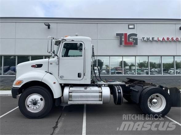 Peterbilt 337 Влекачи