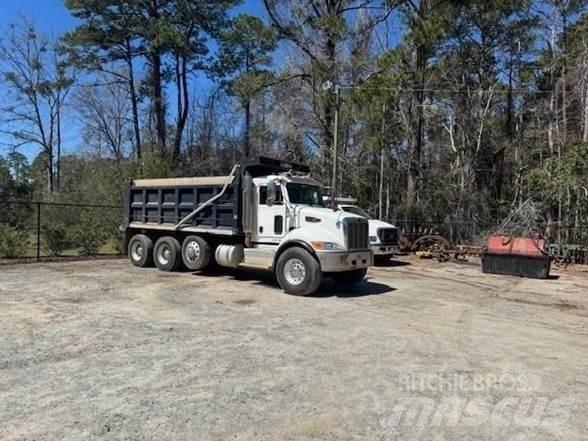 Peterbilt 348 Самосвал