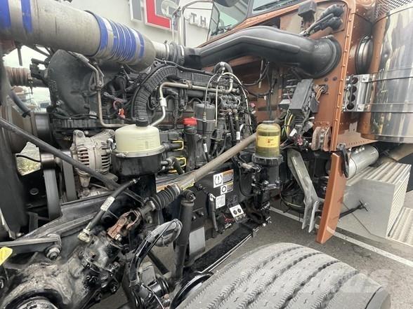 Peterbilt 389 Влекачи