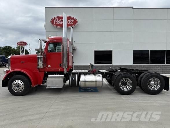 Peterbilt 389 Влекачи