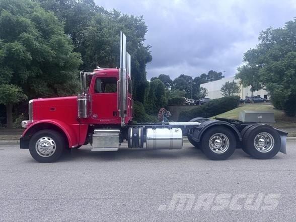 Peterbilt 389 Влекачи