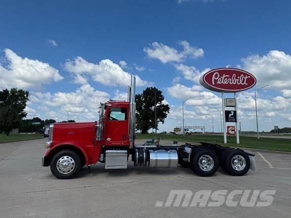 Peterbilt 389 Влекачи