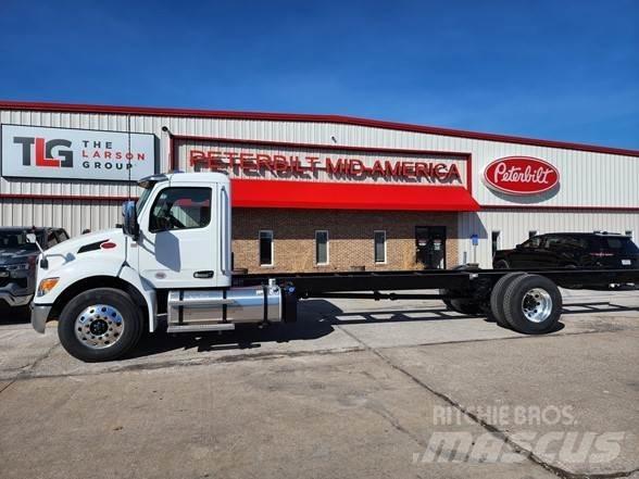 Peterbilt 536 Шаси кабини