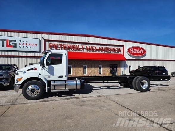 Peterbilt 536 Шаси кабини