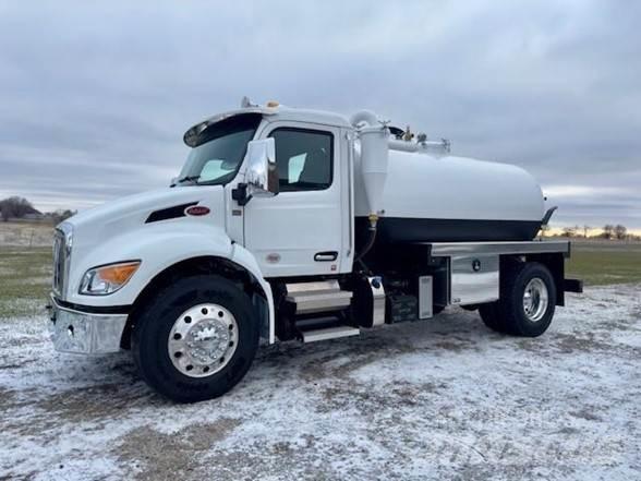 Peterbilt 536 Цистерна