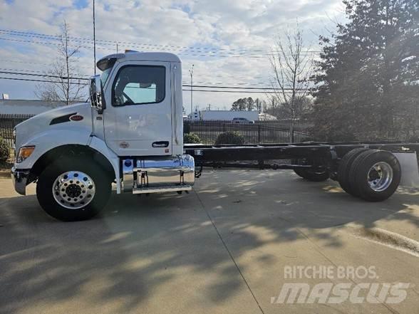 Peterbilt 536 Шаси кабини