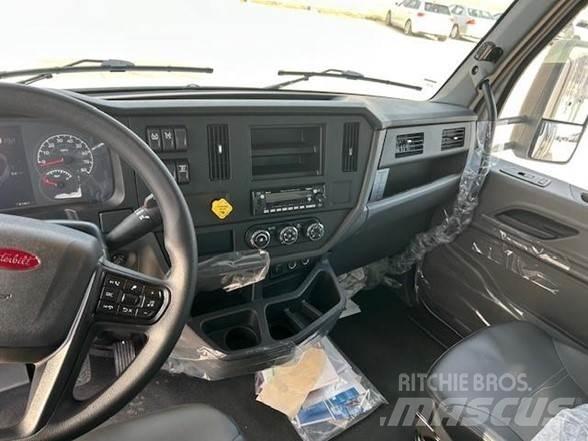 Peterbilt 536 Строителство - Други