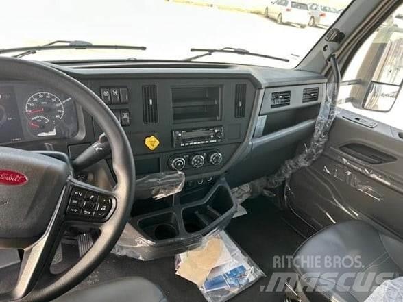 Peterbilt 536 Строителство - Други