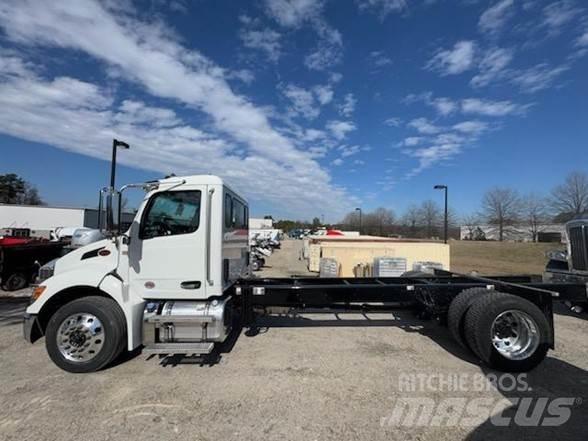 Peterbilt 536 Шаси кабини