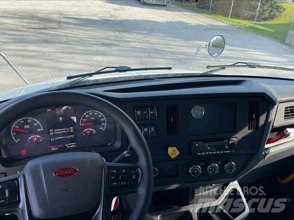 Peterbilt 536 Строителство - Други