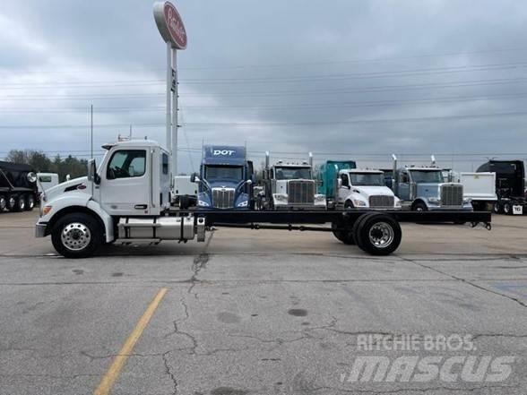 Peterbilt 536 Шаси кабини