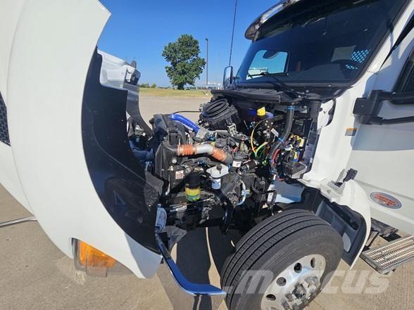 Peterbilt 536 Бордови