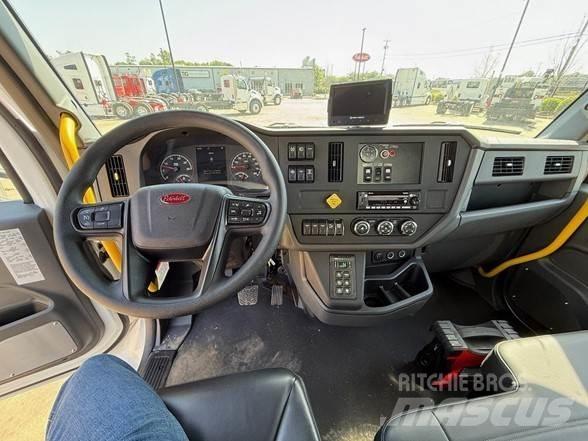 Peterbilt 537 Камиони за отпадъци