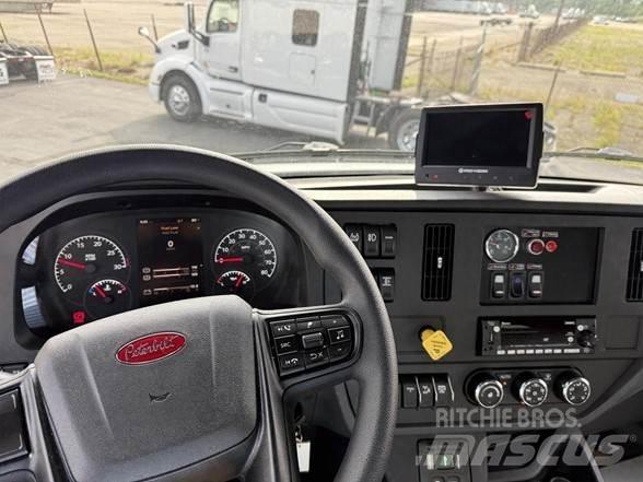 Peterbilt 537 Камиони за отпадъци