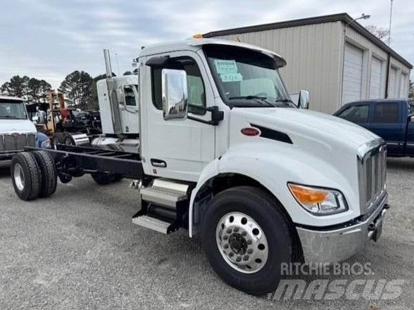 Peterbilt 537 Шаси кабини