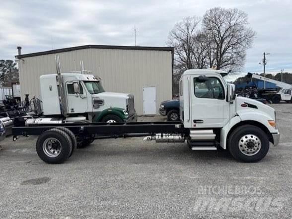 Peterbilt 537 Шаси кабини