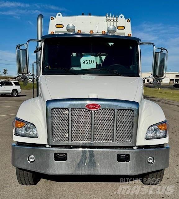 Peterbilt 548 Камиони за отпадъци