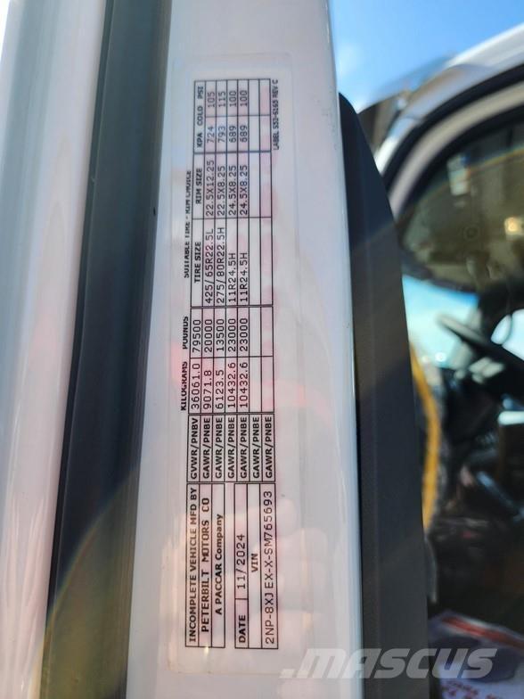 Peterbilt 548 Самосвал