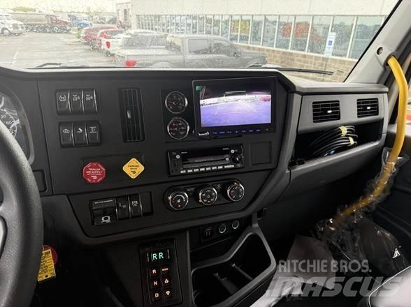 Peterbilt 548 Самосвал