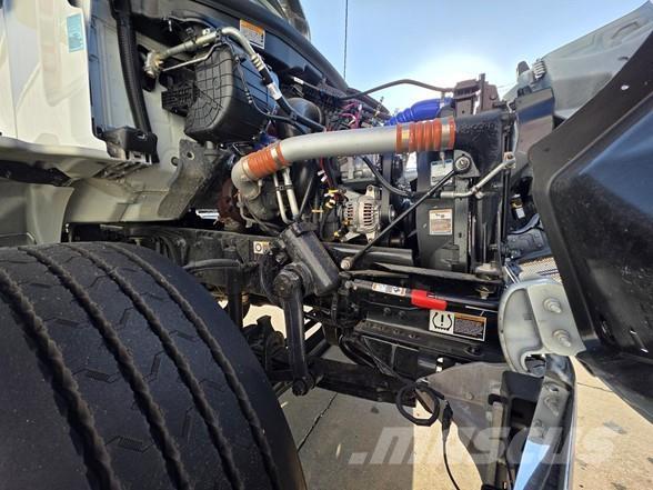 Peterbilt 548 Камиони за отпадъци