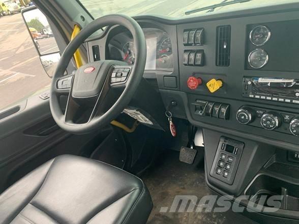 Peterbilt 548 Камиони за отпадъци