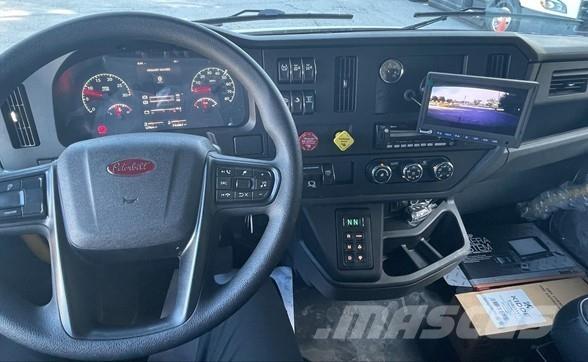Peterbilt 548 Самосвал
