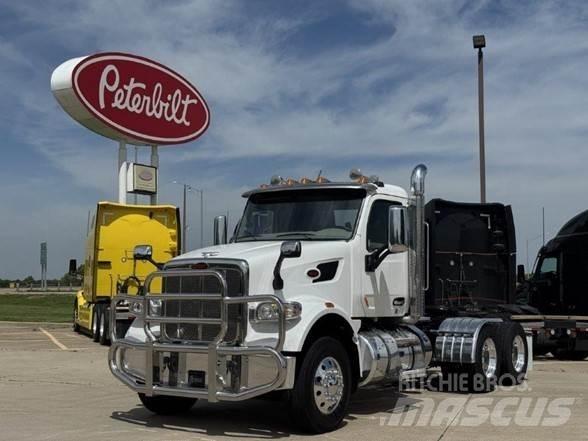 Peterbilt 567 Влекачи