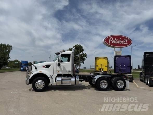 Peterbilt 567 Влекачи