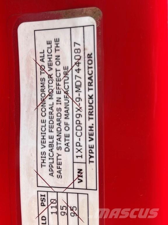 Peterbilt 567 Влекачи