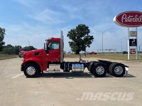 Peterbilt 567 Влекачи