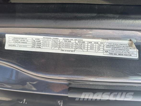 Peterbilt 567 Влекачи