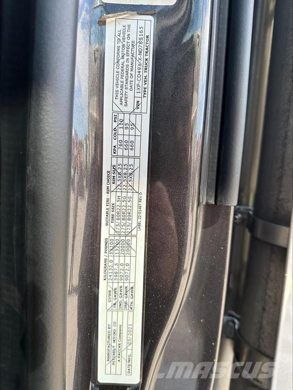 Peterbilt 567 Влекачи