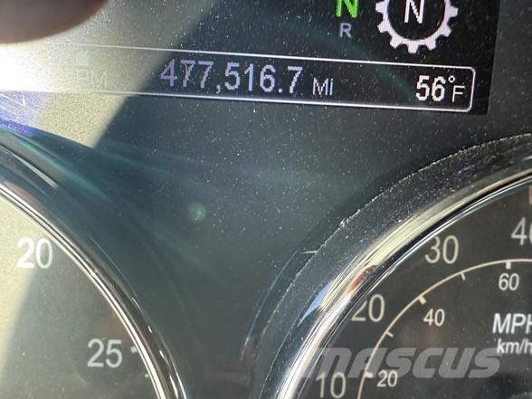 Peterbilt 567 Влекачи