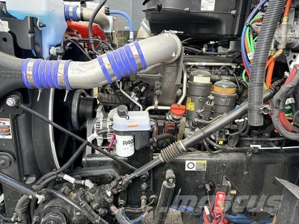 Peterbilt 567 Строителство - Други