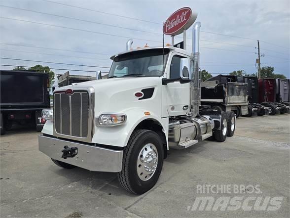 Peterbilt 567 Влекачи