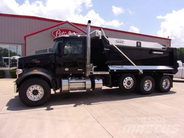 Peterbilt 567 Самосвал