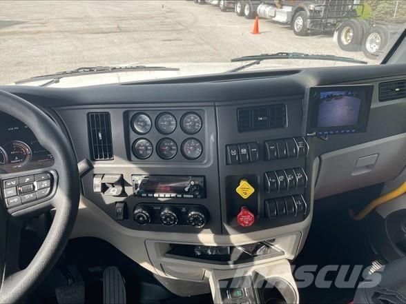 Peterbilt 567 Самосвал