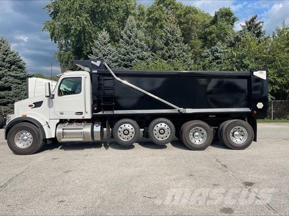 Peterbilt 567 Самосвал