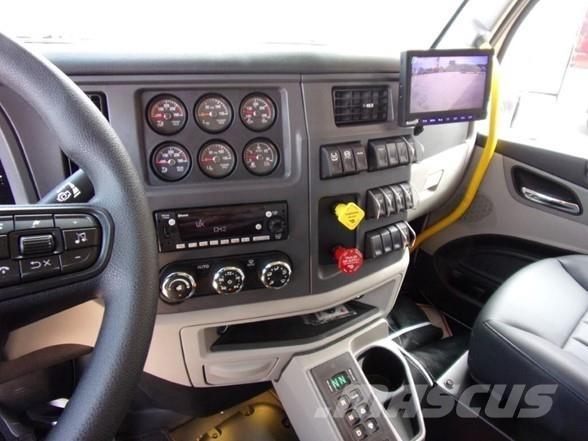 Peterbilt 567 Самосвал