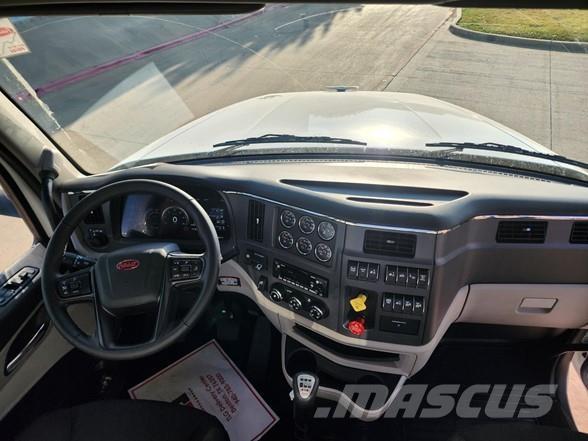 Peterbilt 567 Влекачи