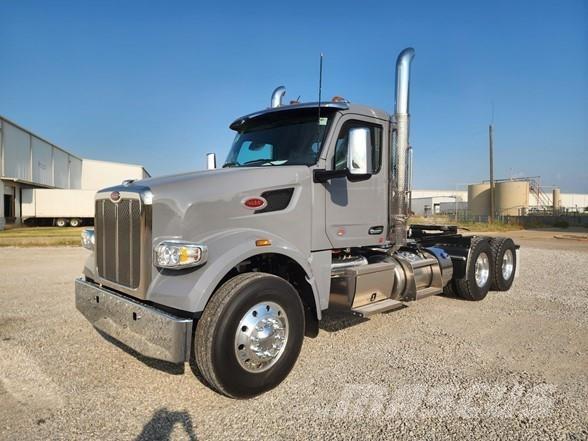 Peterbilt 567 Влекачи